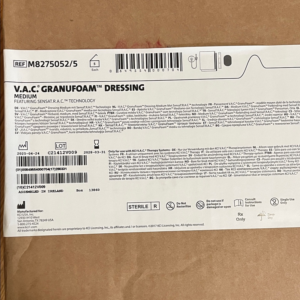 V.A.C. GRANUFOAM Dressing - Medium